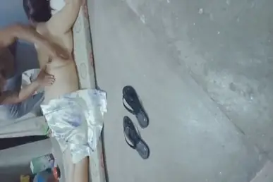 Pijat Dapur Berujung Sesi Panas, Tante Indo Tidak Bisa Menolak Tangan yang Semakin Berani